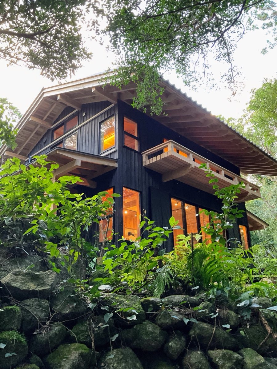 Banyan Cafe & Dormitory
